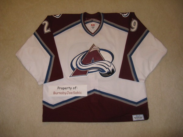 Scott Parker 2006-2007 white Avs game worn